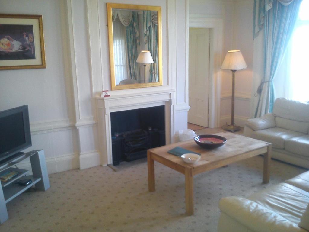 Ambassador Rooms Scarborough Exterior foto